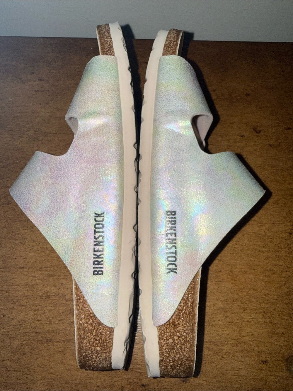 Birkenstock Arizona Iridescent Sandals. - Picture 4 of 7